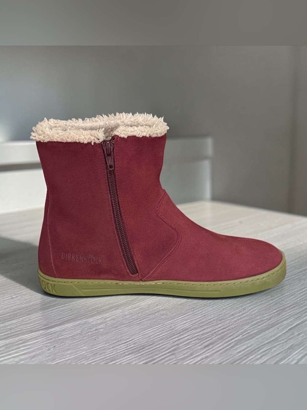Birkenstock Women’s 36 / 5 - 5.5 Burgundy Suede Shearling Lined Ankle Zip Boots - Picture 10 of 13